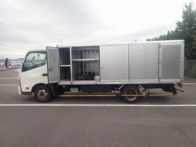 HINO DUTRO