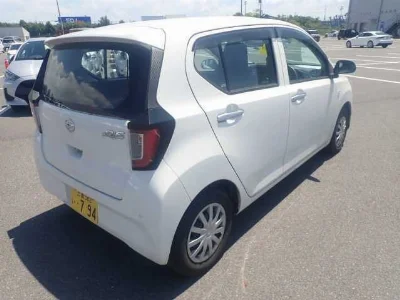 DAIHATSU MIRA E S