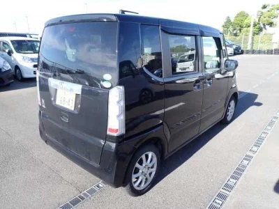 HONDA N BOX