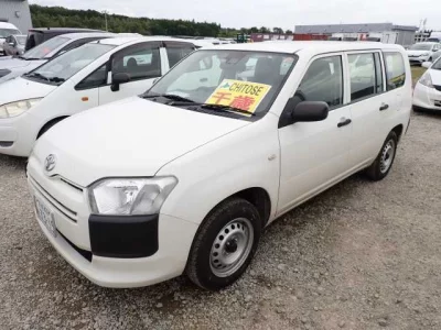 TOYOTA SUCCEED