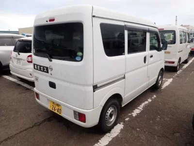 NISSAN CLIPPER VAN