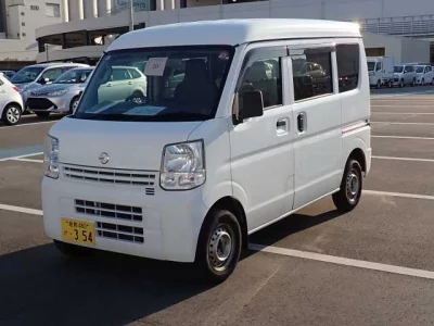 NISSAN CLIPPER VAN