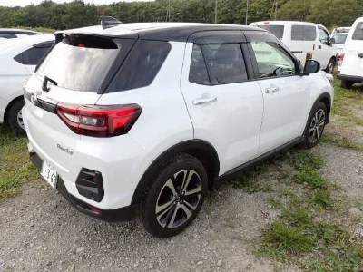 DAIHATSU ROCKY