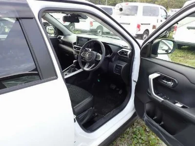 DAIHATSU ROCKY