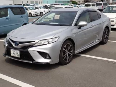 TOYOTA CAMRY