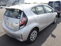 Цена авто Toyota Aqua с аукционов Японии, номер кузова NHP10, пробег 31 000, оценка 3