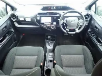 Цена авто Toyota Aqua с аукционов Японии, номер кузова NHP10, пробег 65 000, оценка 8