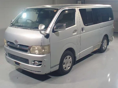 TOYOTA REGIUS VAN