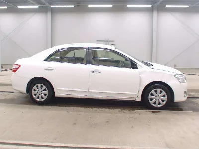 TOYOTA PREMIO
