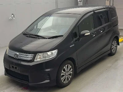HONDA FREED SPIKE