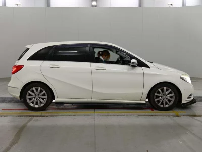 MERCEDES BENZ B CLASS