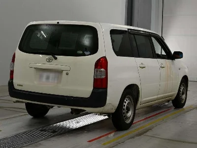 TOYOTA SUCCEED