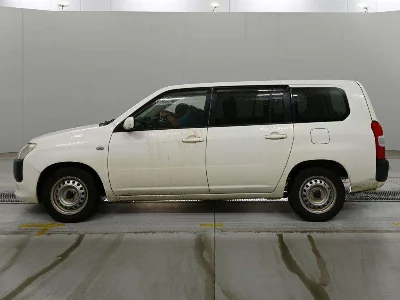 TOYOTA SUCCEED