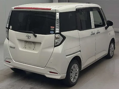 TOYOTA TANK