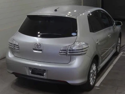 TOYOTA BLADE