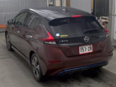 NISSAN LEAF