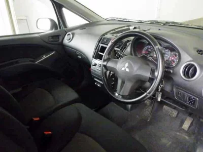 MITSUBISHI COLT PLUS
