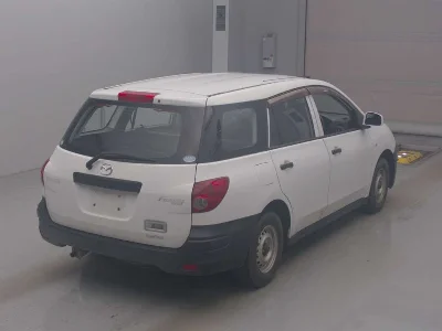 MAZDA FAMILIA VAN