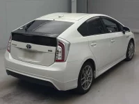 Цена авто Toyota Prius с аукционов Японии, номер кузова ZVW30, пробег 207 000, оценка 2