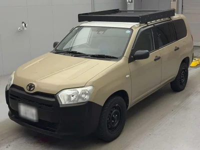 TOYOTA SUCCEED