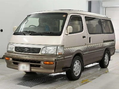 TOYOTA HIACE