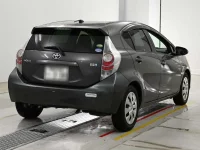 Цена авто Toyota Aqua с аукционов Японии, номер кузова NHP10, пробег 55 000, оценка 2