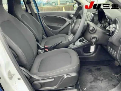SMART FOURFOUR