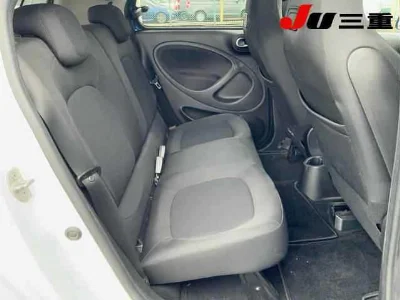SMART FOURFOUR