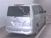Цена авто Nissan Serena с аукционов Японии, номер кузова FC26, пробег 230 000, оценка 2