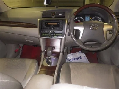 TOYOTA PREMIO
