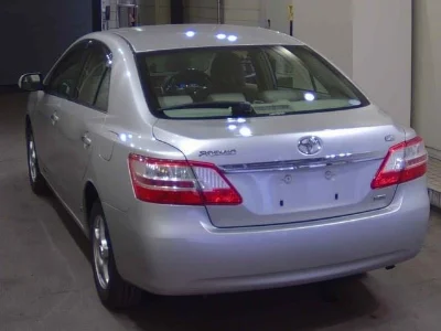 TOYOTA PREMIO