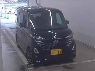 NISSAN ROOX