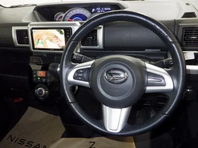 DAIHATSU WAKE