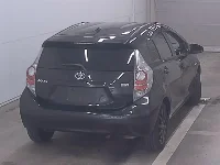Цена авто Toyota Aqua с аукционов Японии, номер кузова NHP10, пробег 120 000, оценка 2