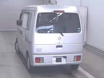 NISSAN CLIPPER VAN