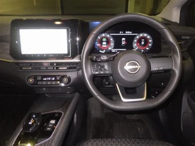 NISSAN AURA