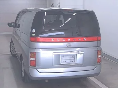 NISSAN ELGRAND