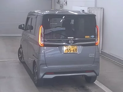 NISSAN ROOX