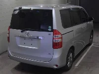 Цена авто Toyota Noah с аукционов Японии, номер кузова ZRR70G, пробег 165 000, оценка 2