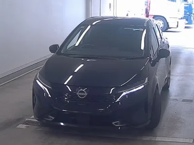 NISSAN AURA