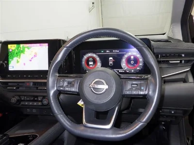 NISSAN AURA