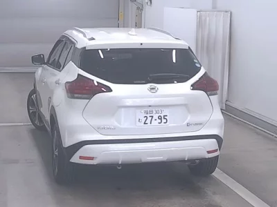 NISSAN KICKS