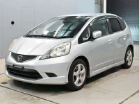 Цена авто Honda Fit с аукционов Японии, номер кузова GE8, пробег 157 000, оценка 2