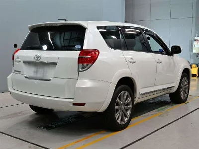 TOYOTA VANGUARD