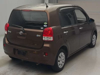 TOYOTA PORTE