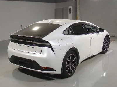 TOYOTA PRIUS PHV