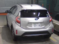 Цена авто Toyota Aqua с аукционов Японии, номер кузова NHP10H, пробег 49 000, оценка 8