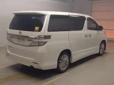 TOYOTA VELLFIRE