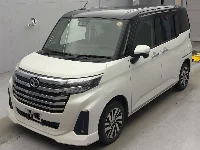 Цена авто Toyota Roomy с аукционов Японии, номер кузова M900A, пробег 47 000, оценка 8