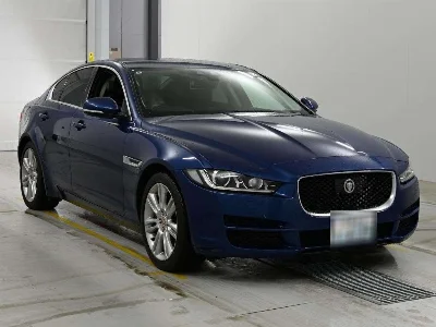 JAGUAR XE